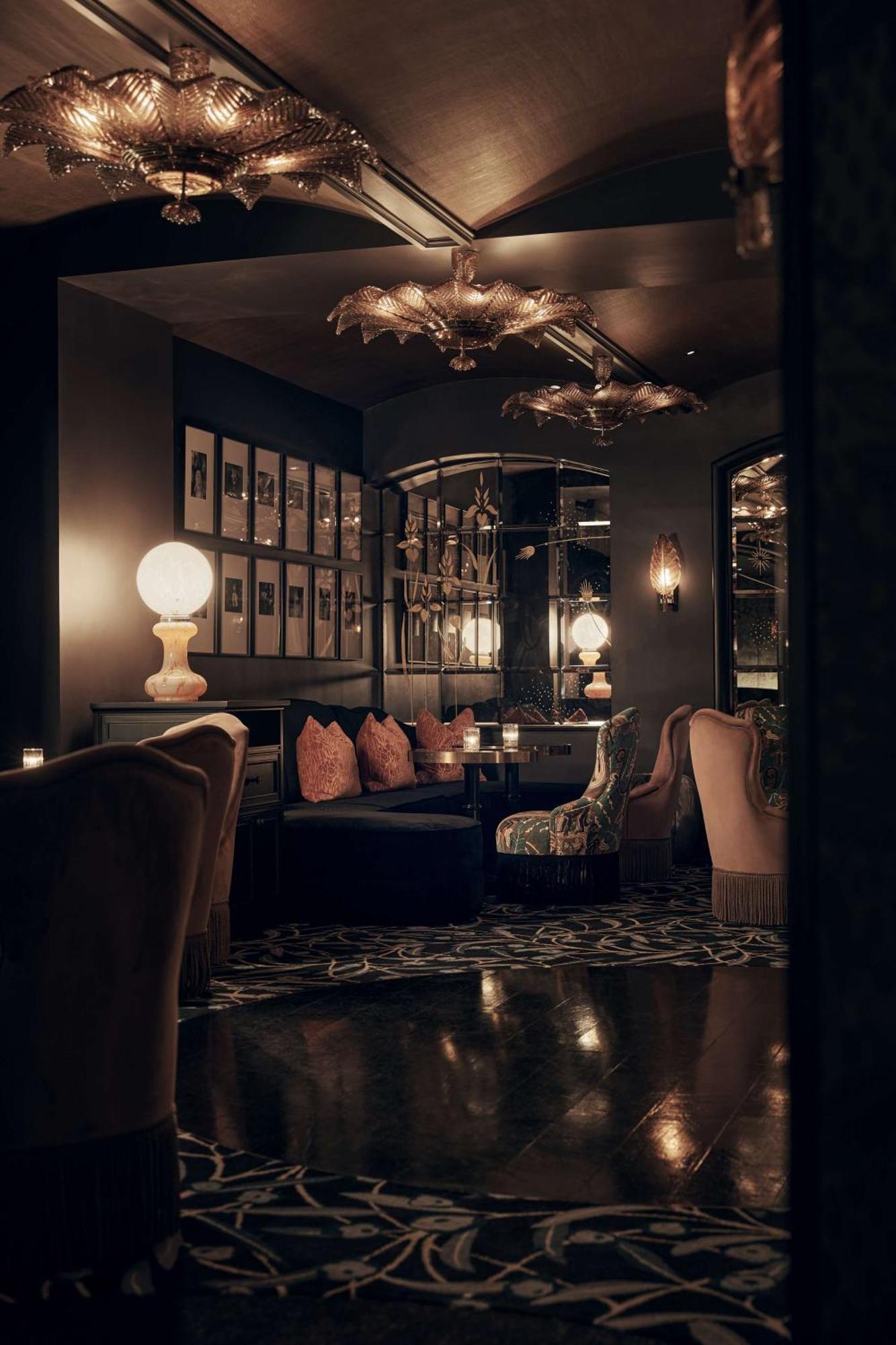Nomad London Hotel Ngoại thất bức ảnh The Bar at The Ivy Temple Row