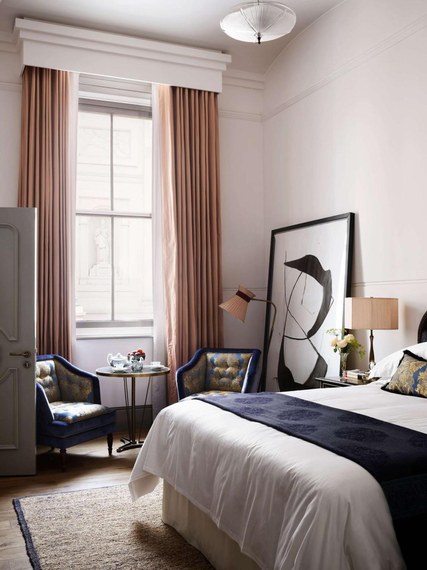 Nomad London Hotel Ngoại thất bức ảnh A bedroom at the hotel