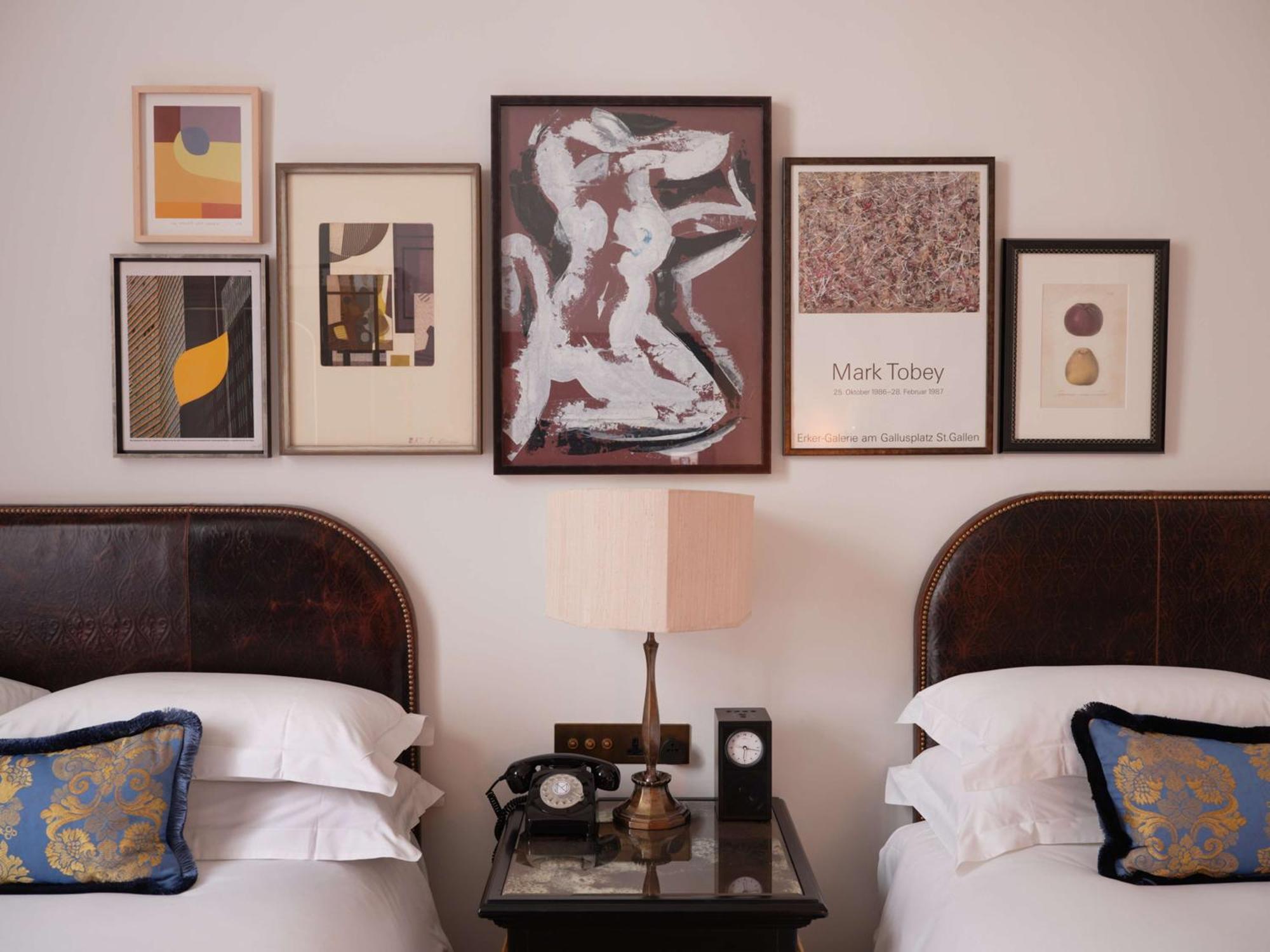 Nomad London Hotel Ngoại thất bức ảnh Artwork by Jean-Michel Picart